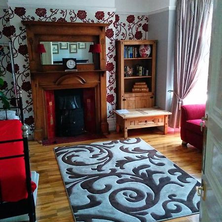 Beautiful Room In Victorian Family Home Ilford Eksteriør bilde